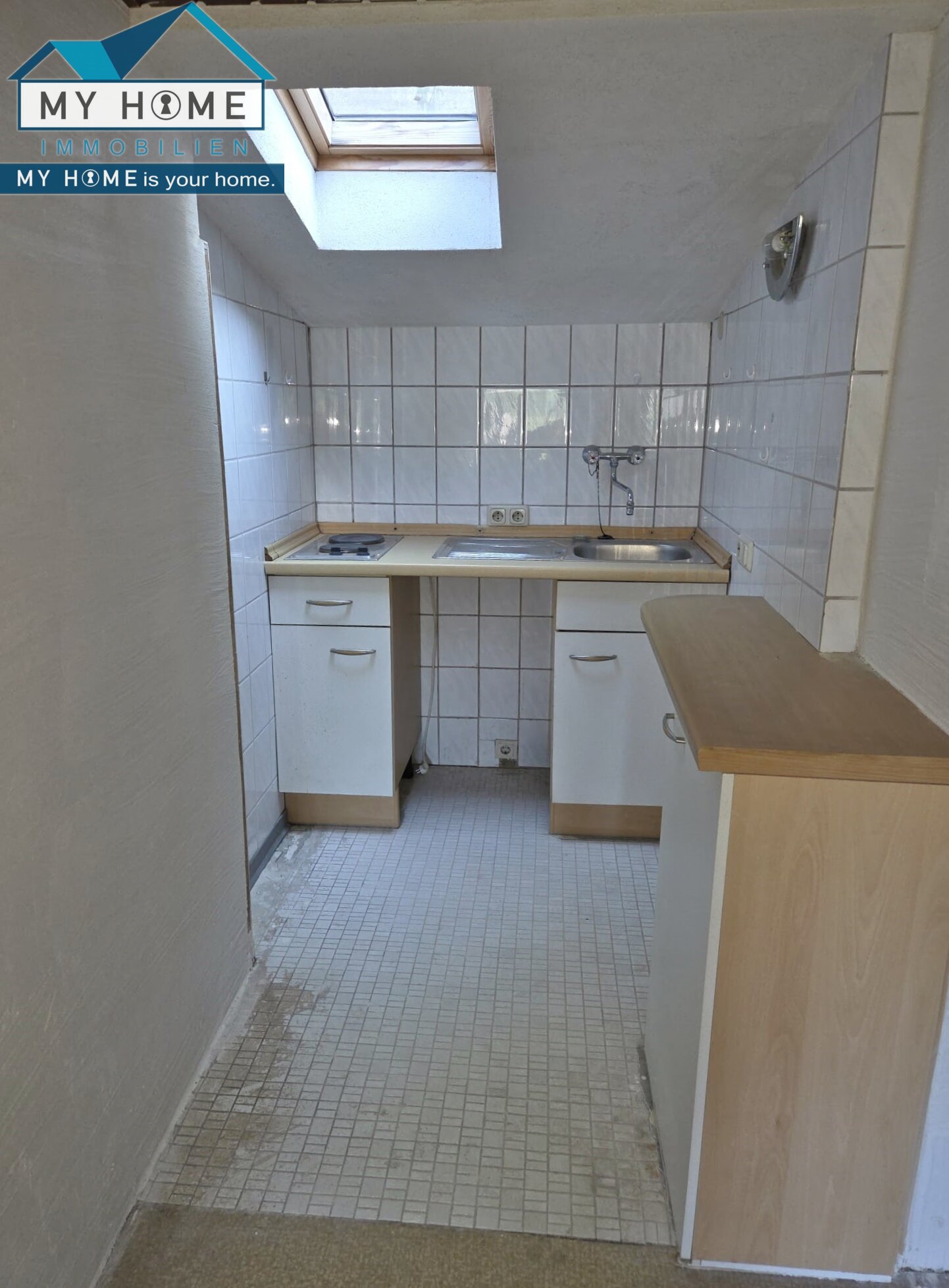 Wenn nicht jetzt....wann dann? Teilrenoviertes Haus zum Preis einer Wohnung!