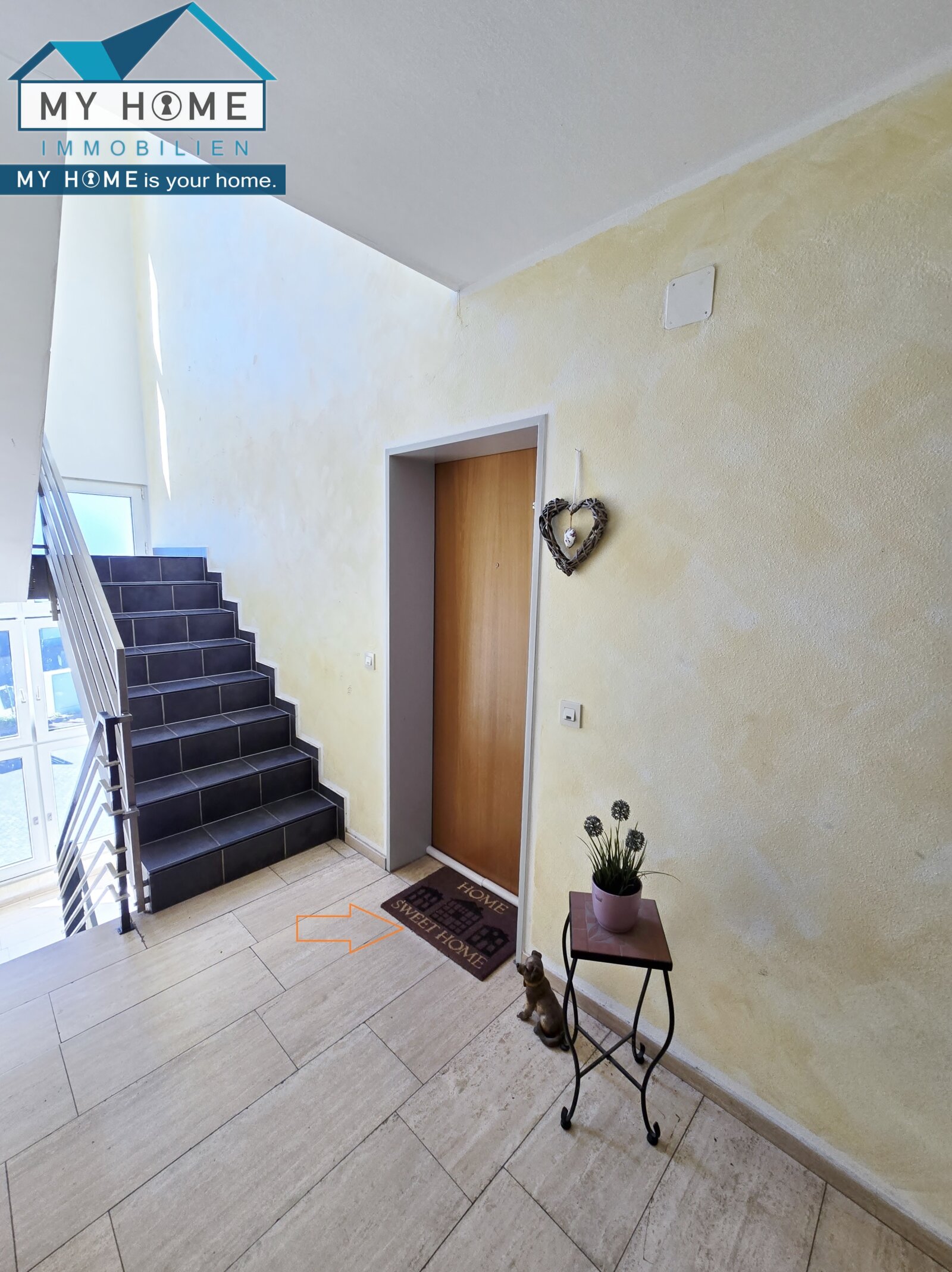 ETW incl. Küche & Stellplatz * zentrumsnah, 1 a Zustand * 2 Z,EBK,B * ca. 51 m²