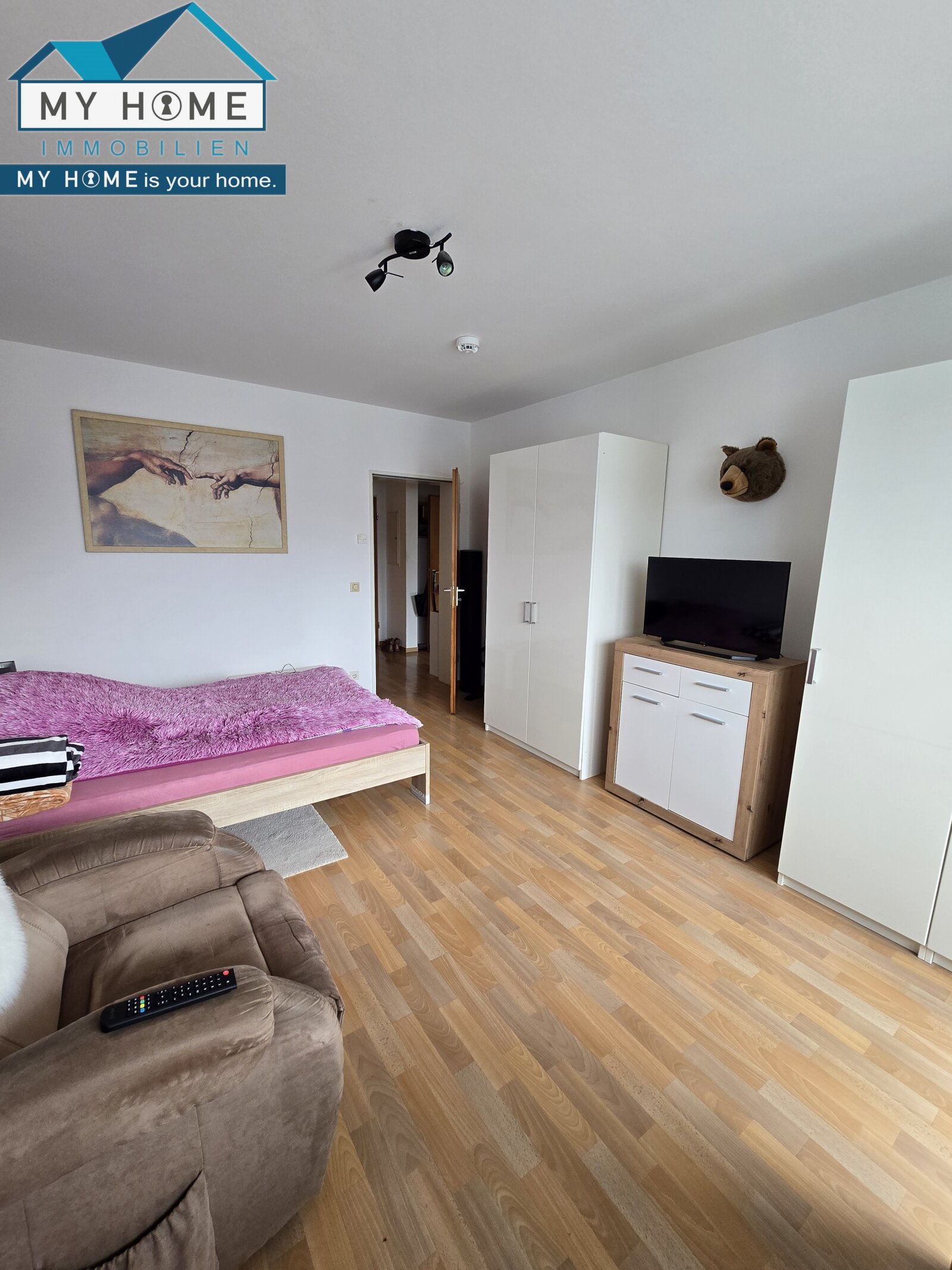 ETW incl. Küche & Stellplatz * zentrumsnah, 1 a Zustand * 2 Z,EBK,B * ca. 51 m²