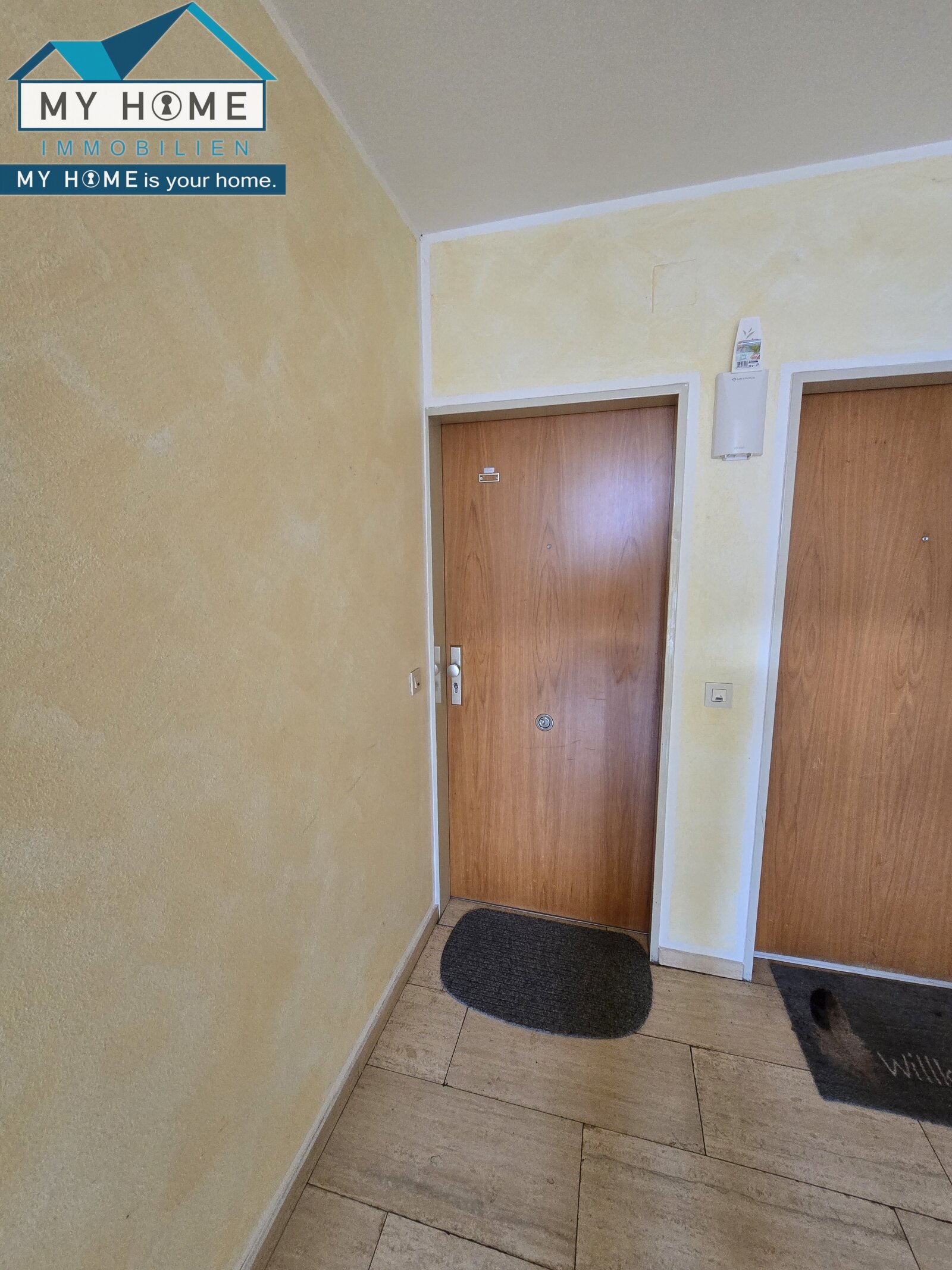 ETW incl. Stellplatz * GELEGENHEIT! * 2 ZKB, Balkon, Keller * ca. 57 m²