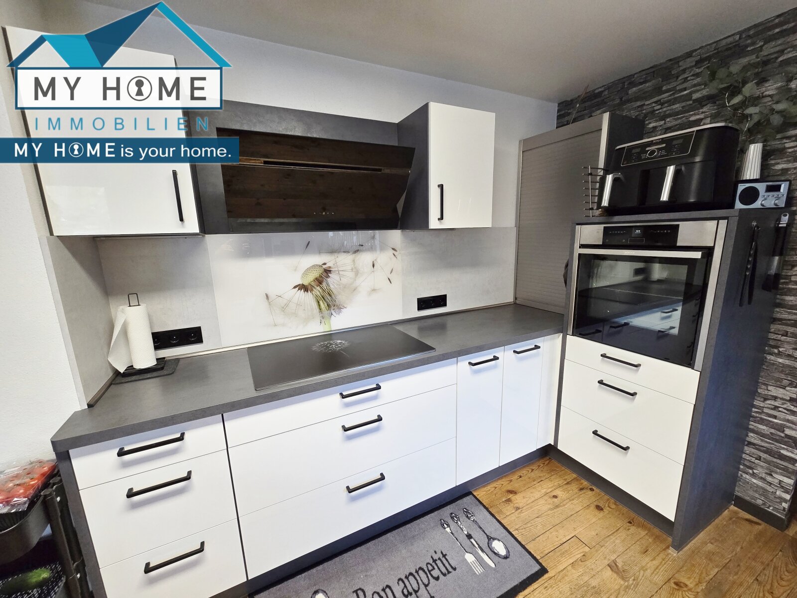 Neuwertiges, familienfreundliches Raumwunder im modernen Chalet Stil