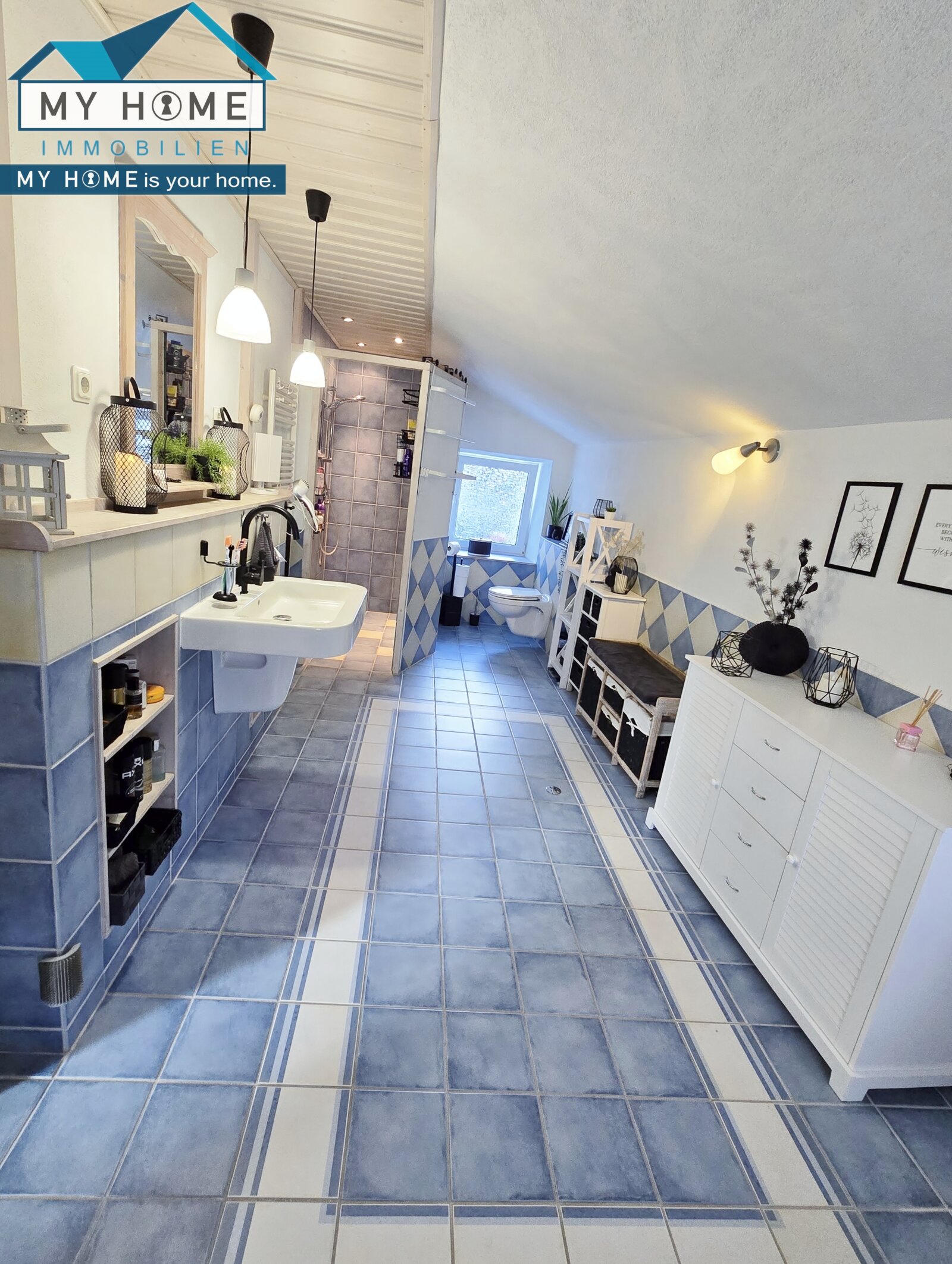 Neuwertiges, familienfreundliches Raumwunder im modernen Chalet Stil