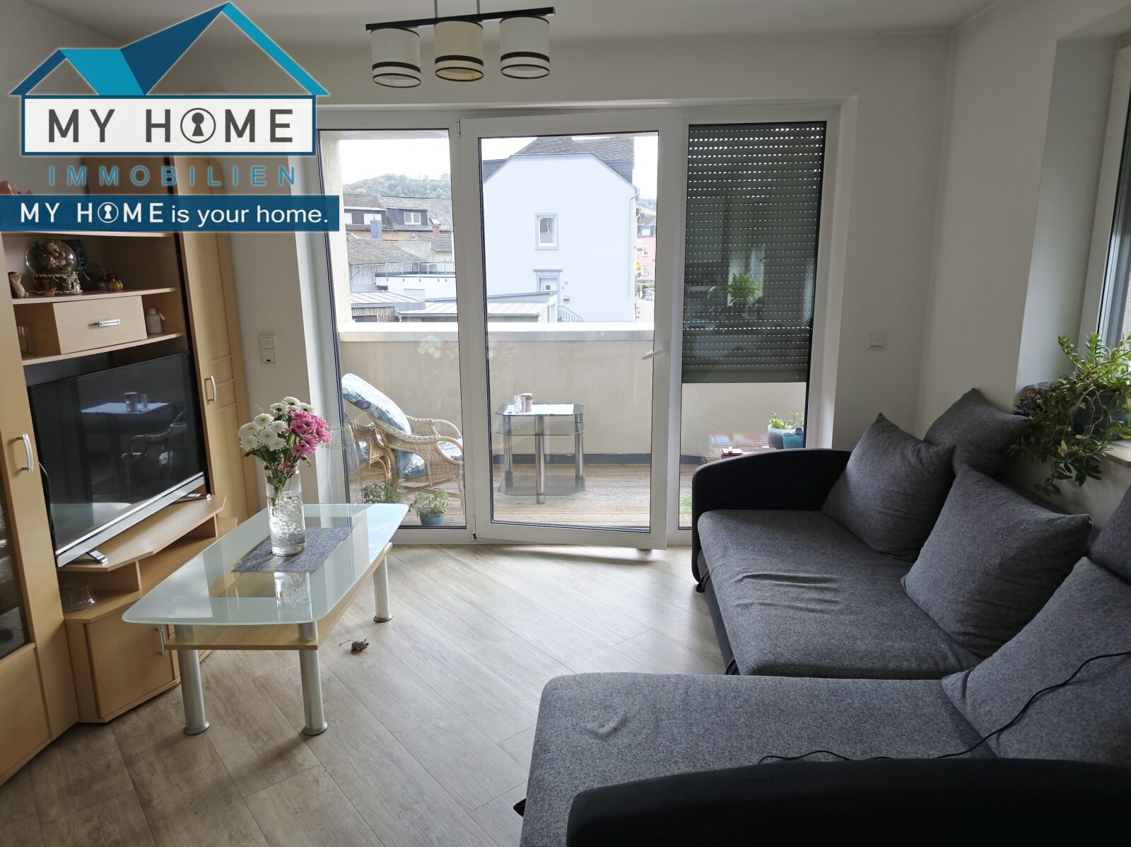 Designtes Wohnjuwel-KFW 55, 2,5 Z, EBK,Bad, ca. 62 m², Balkon