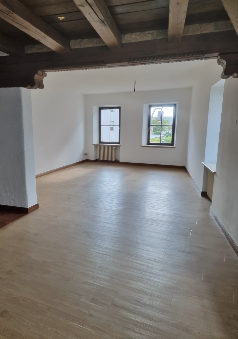 Euren - Exkl. Landhauswohnung - 5 Z EBK, 2xBad, G.-WC, Balkon, ca. 150 tolle m² per 01.09.2026