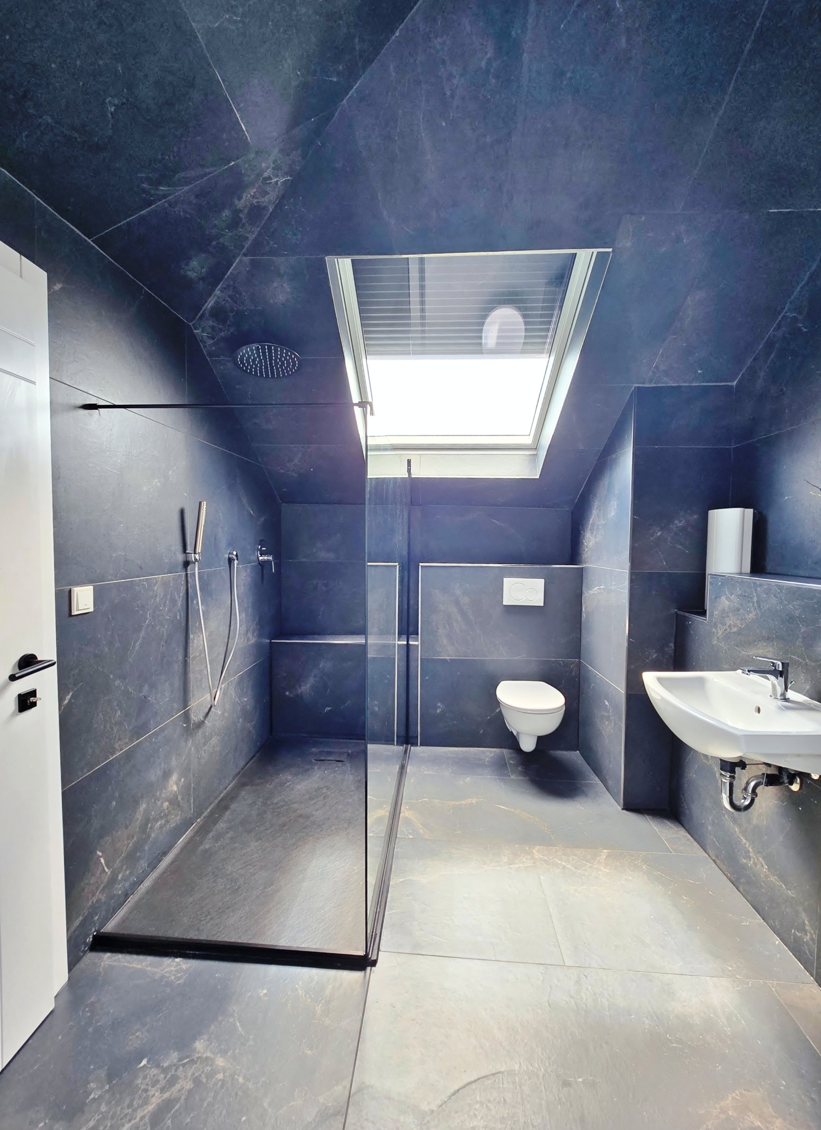 Exklusives Design Loft - Erstbezug nach hochwertiger Kernsanierung in bester Citylage!