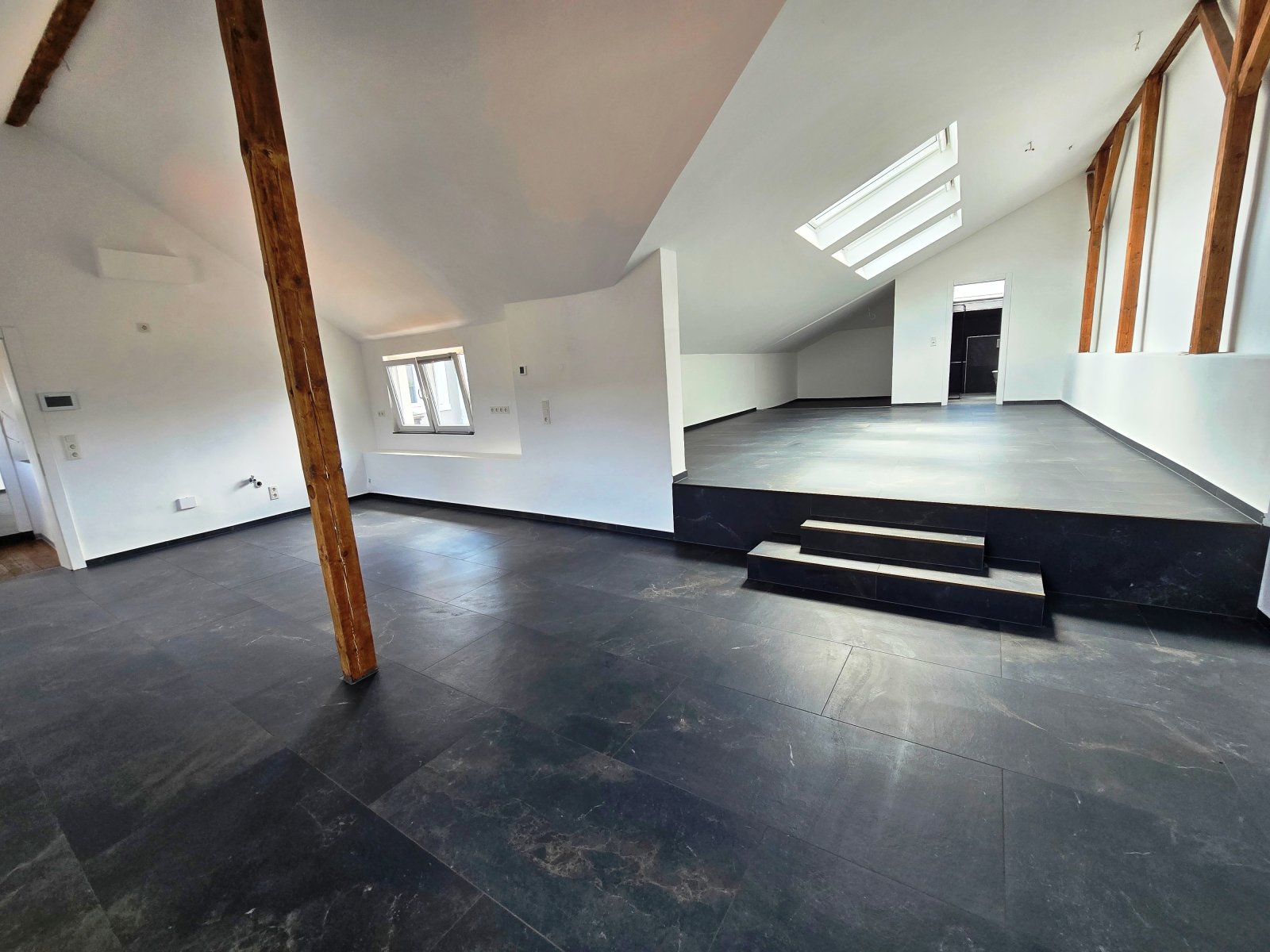 Exklusives Design Loft - Erstbezug nach hochwertiger Kernsanierung in bester Citylage!