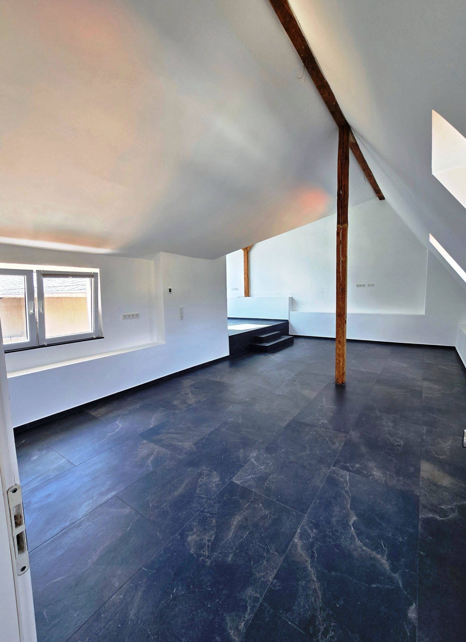 Exklusives Design Loft - Erstbezug nach hochwertiger Kernsanierung in bester Citylage!