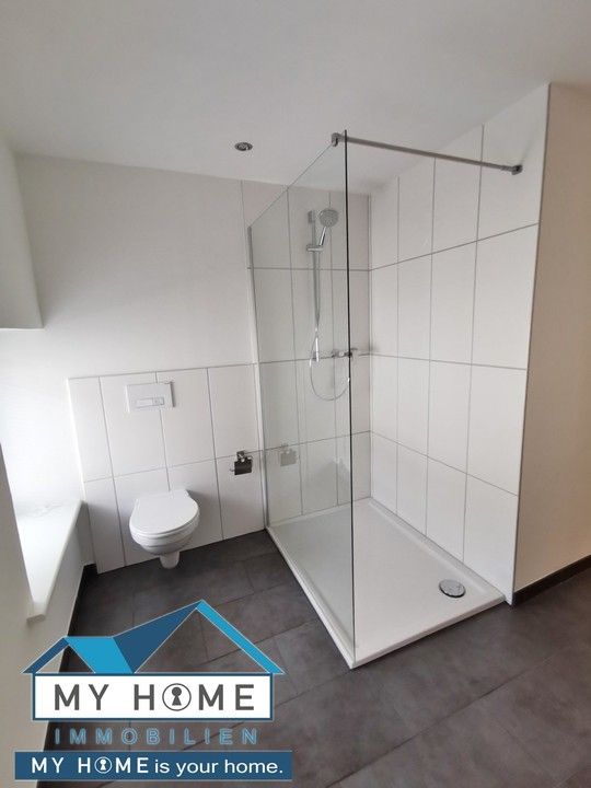 Maisonette-Whg., TOP modernisiert, ca. 81 m² 2 Z, EBK, Bad, Stellplatz, 1.-15-10.