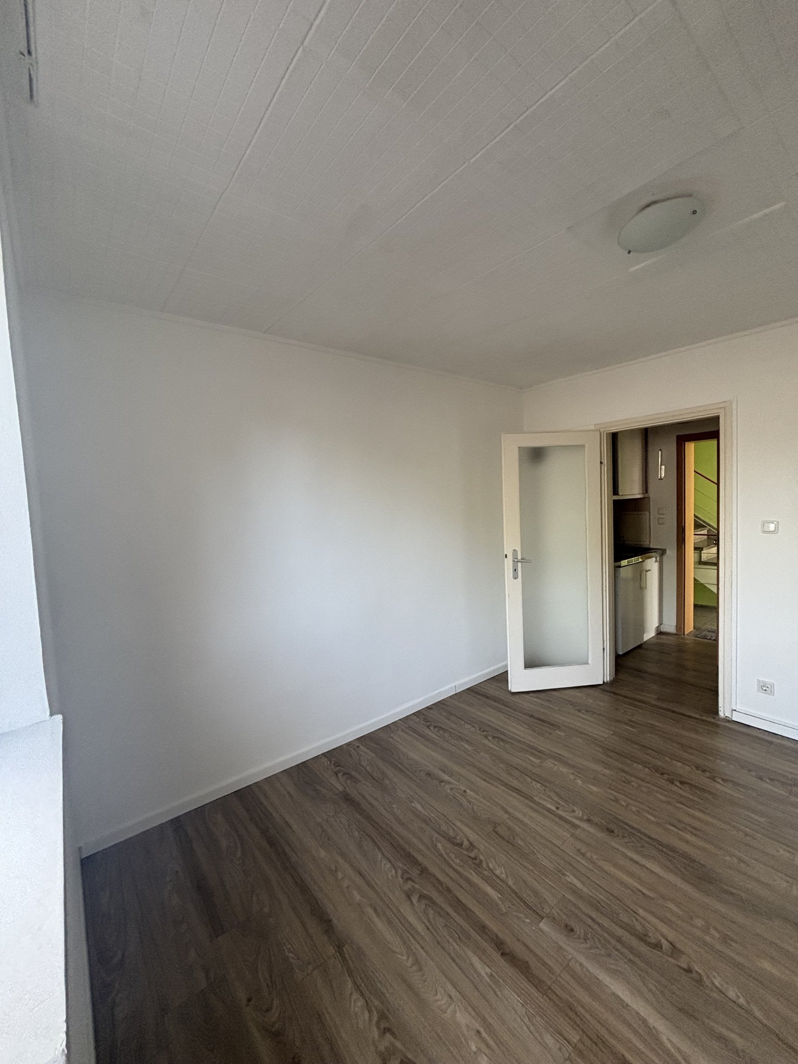 Trier: Gemütliche 1-Zimmer Wohnung in Trier - renoviert 