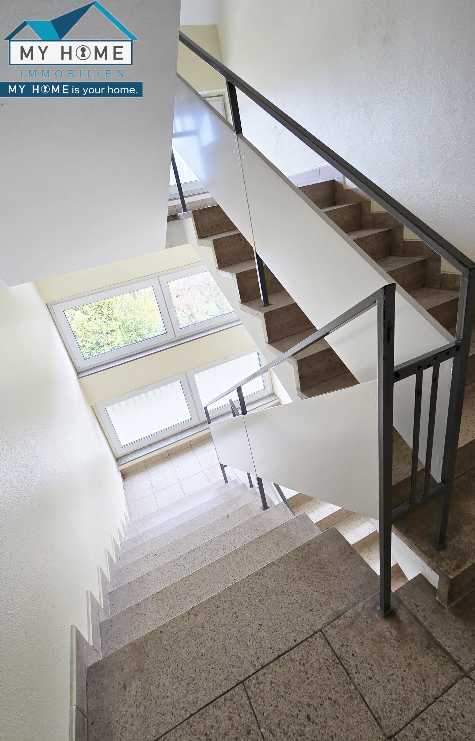  gepflegtes Treppenhaus