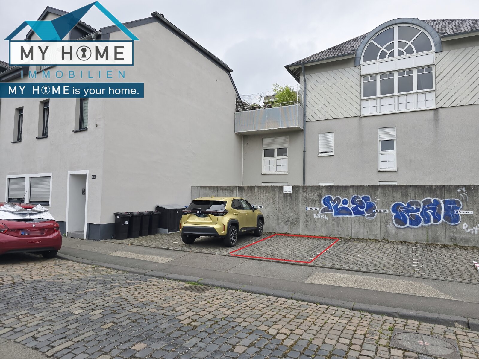 Haus mit eingezeichnetem Stellplatz Haus mit eingezeichnetem Stellplatz