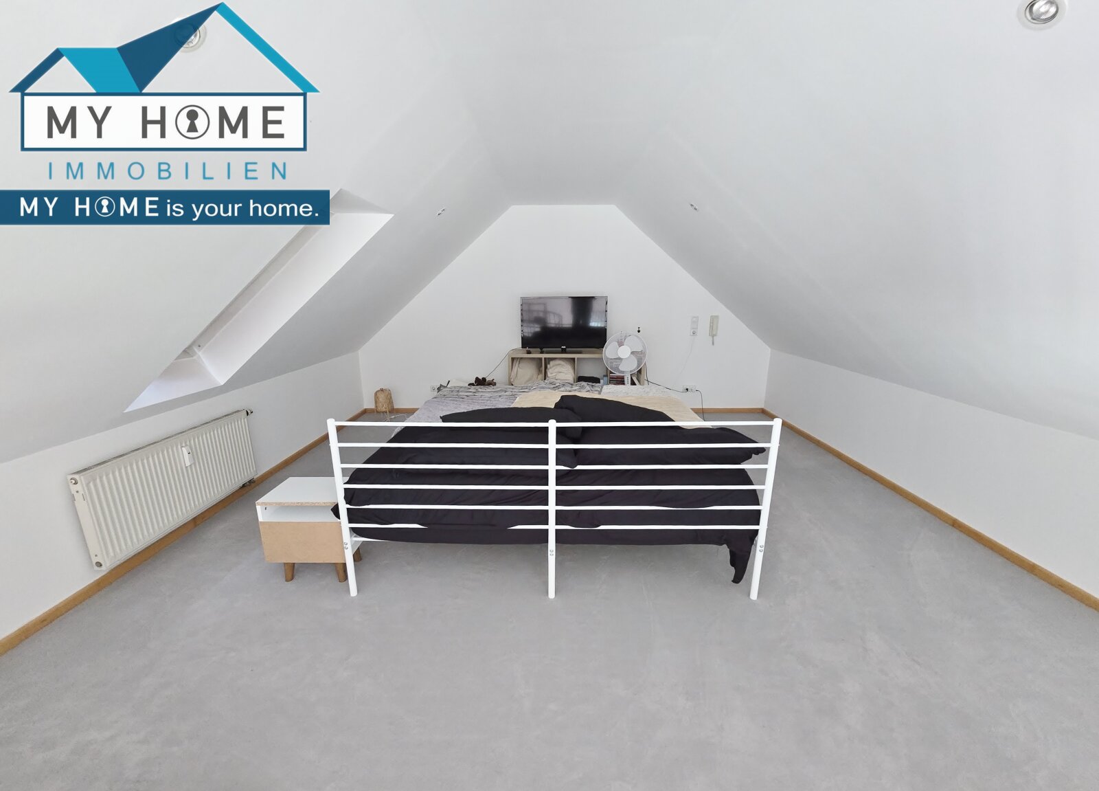 fast 30 m² Schlafzimmer auf Empore fast 30 m² Schlafzimmer auf Empore
