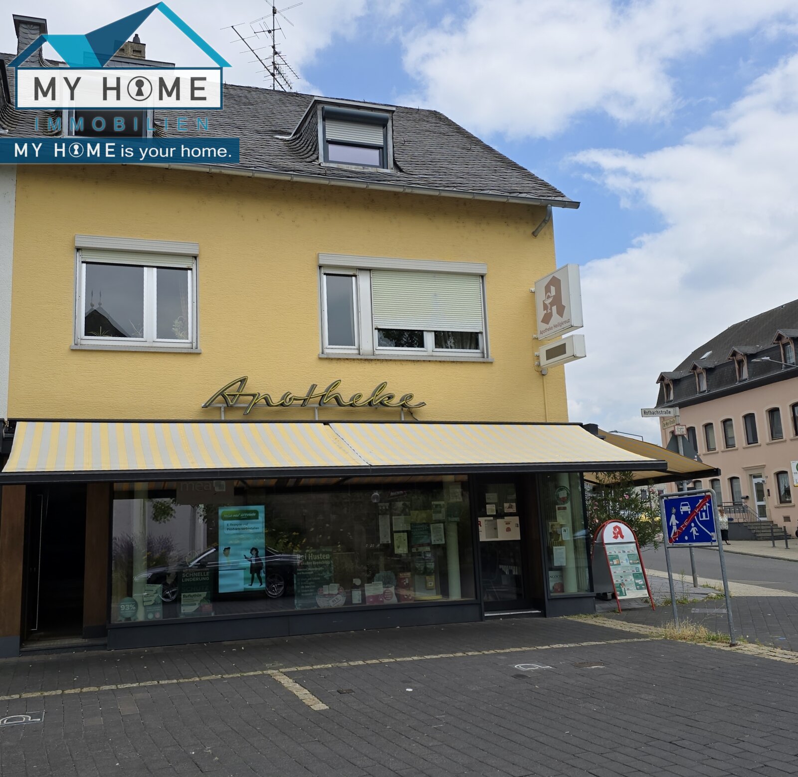 Haus mit Apotheke und Dachgeschoßwohnung Haus mit Apotheke und Dachgeschoßwohnung
