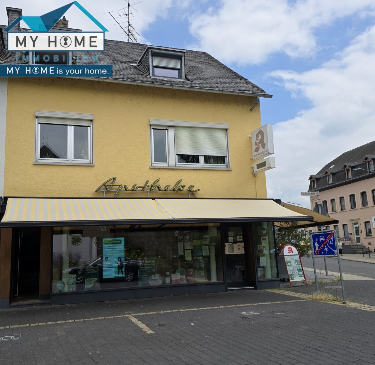 Haus mit Apotheke und Dachgeschoßwohnung Haus mit Apotheke und Dachgeschoßwohnung