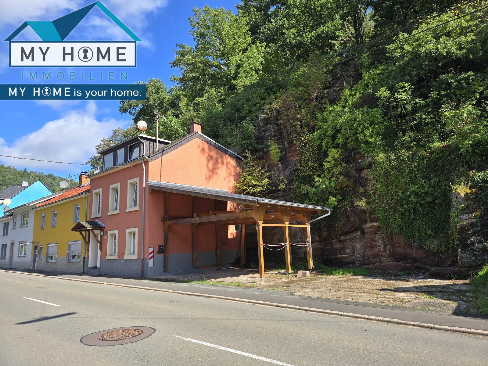 Haus, Carport und Stellplätze Haus, Carport und Stellplätze