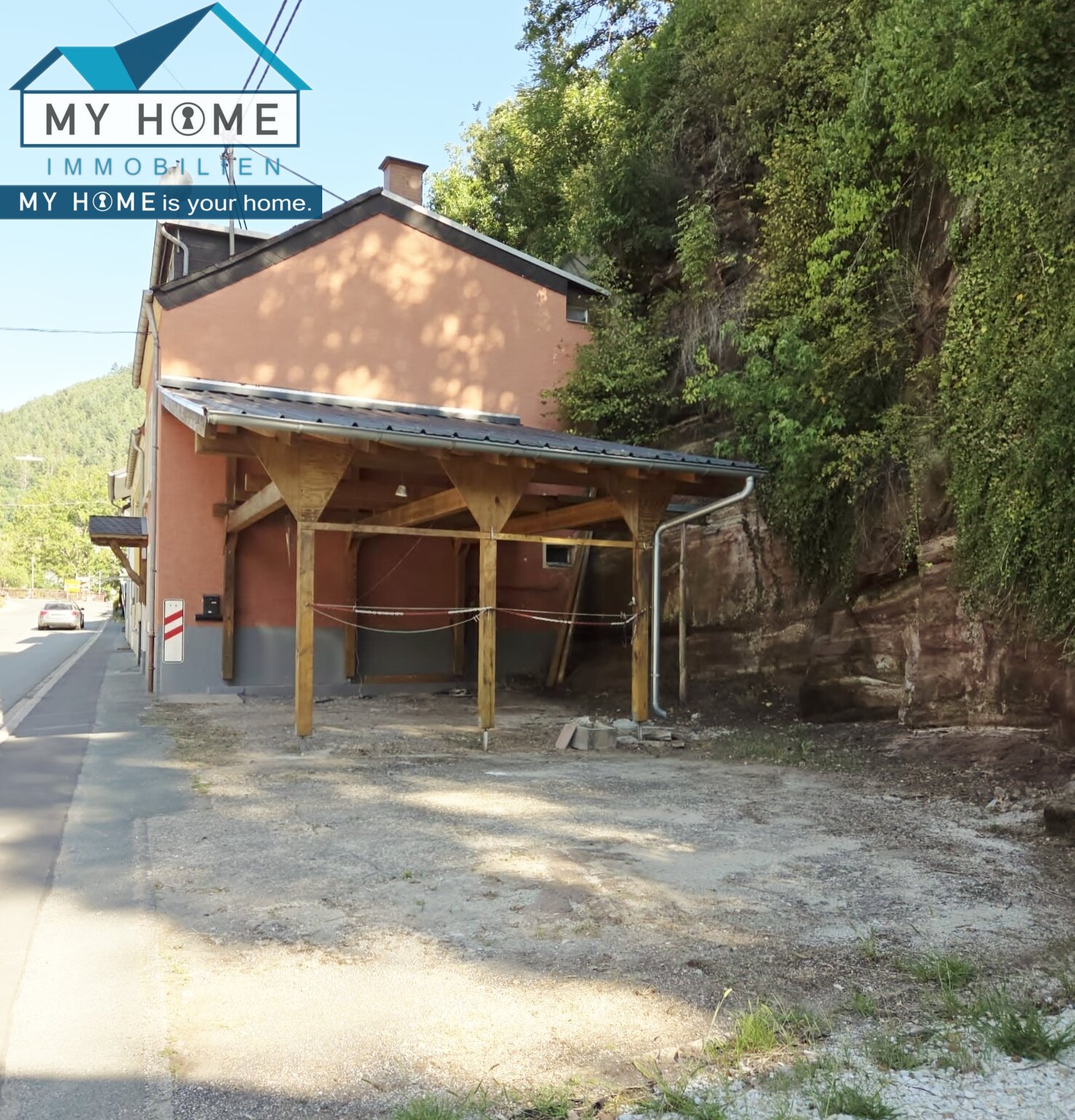 seitl. Perspektive Carport und Stellplätze seitl. Perspektive Carport und Stellplätze