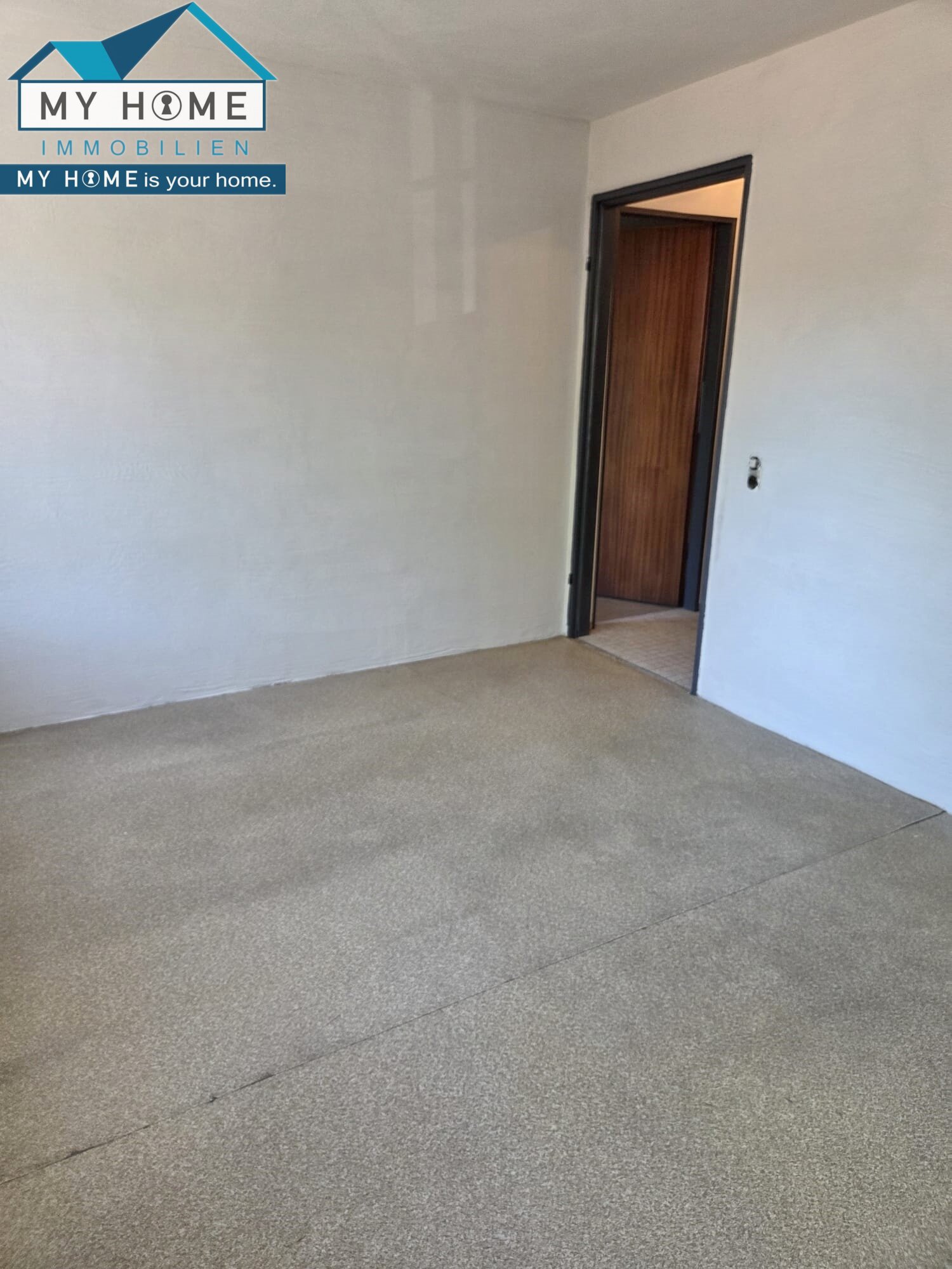 Schlafzimmer Blick zum Flur Schlafzimmer Blick zum Flur