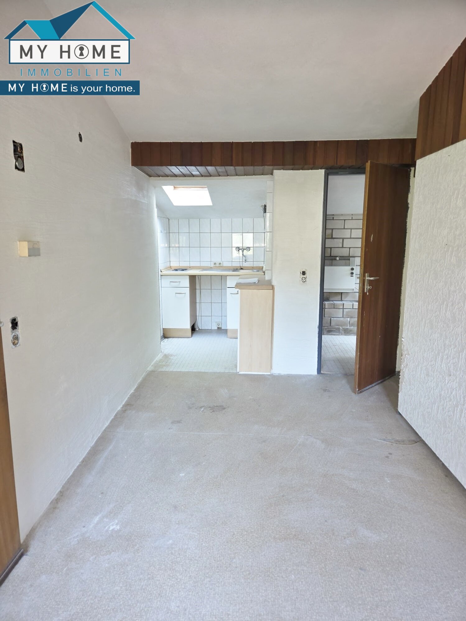 Wohnen DG Blick zu Küche und Bad Wohnen DG Blick zu Küche und Bad