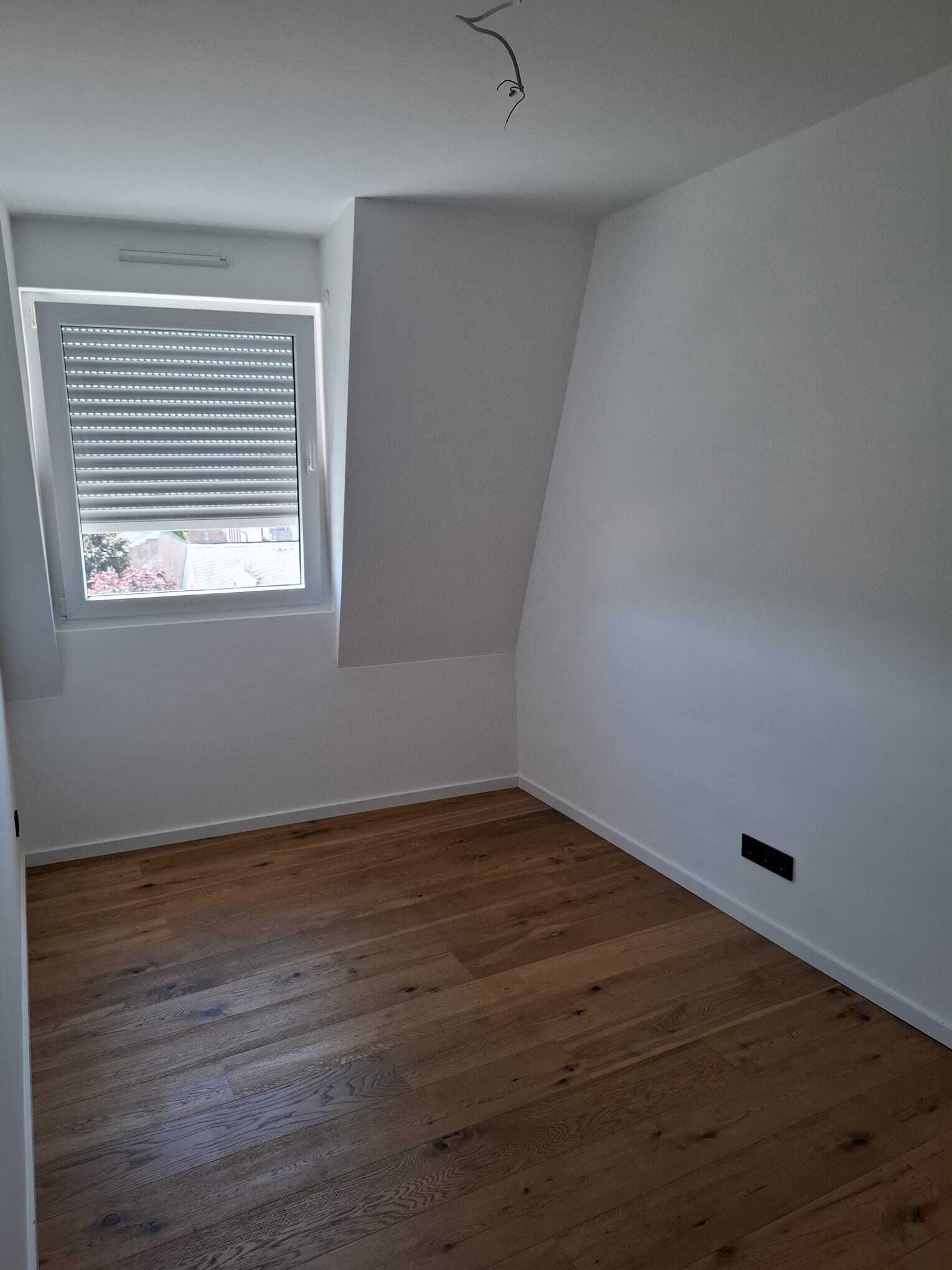 Kinderzimmer / Homeoffice