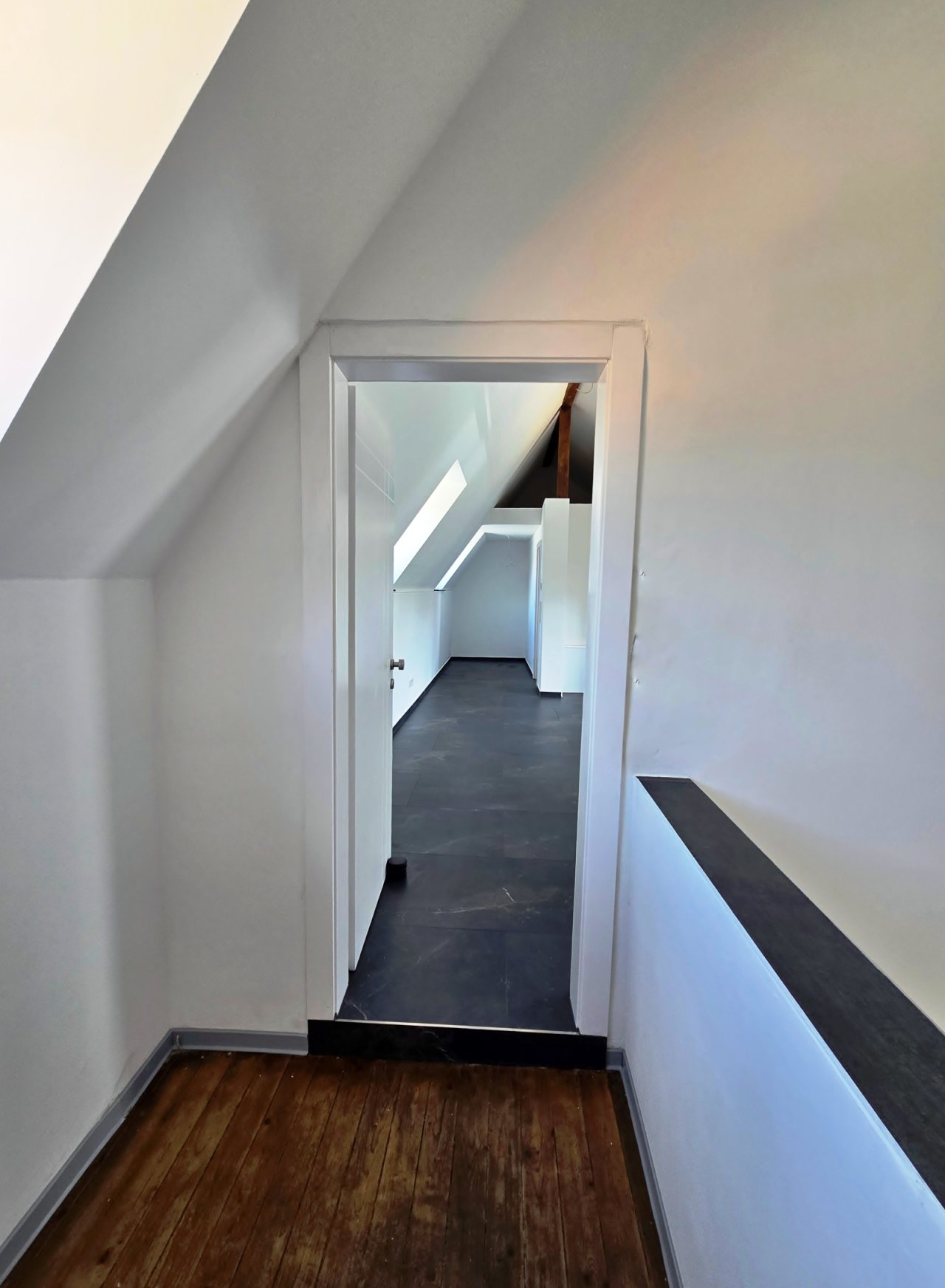  Blick in Apartment von Tür aus