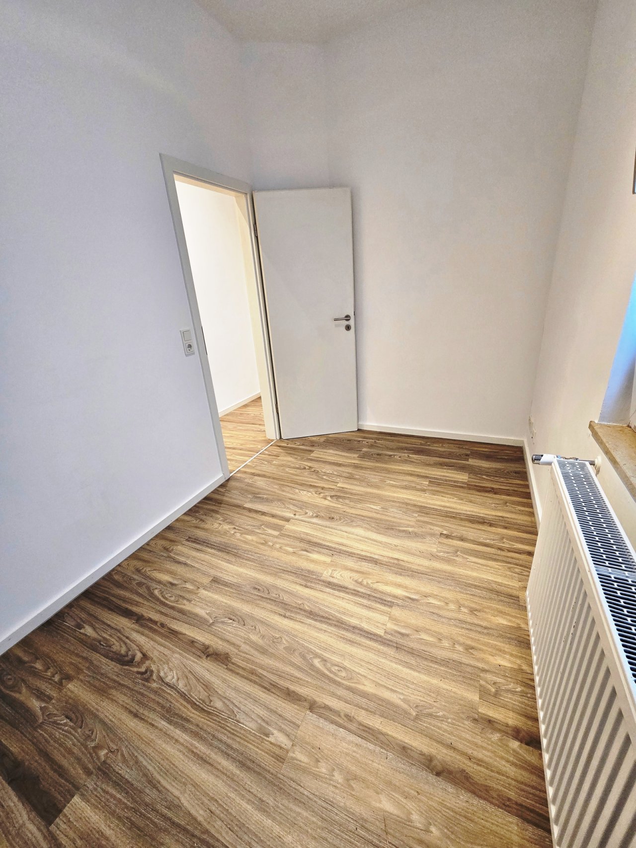 Blick von Schlafzimmer in Diele Blick von Schlafzimmer in Diele